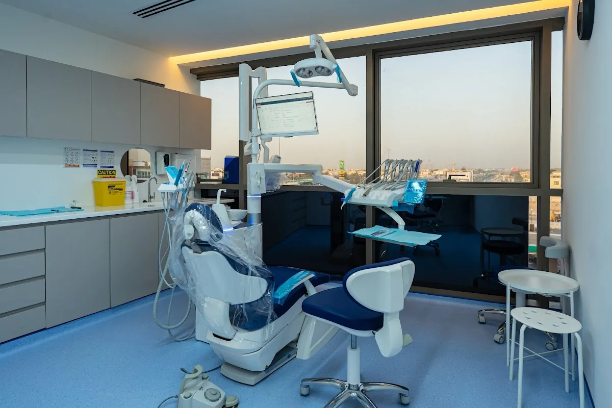 Oris Dental Centre - Mirdiff photo 3