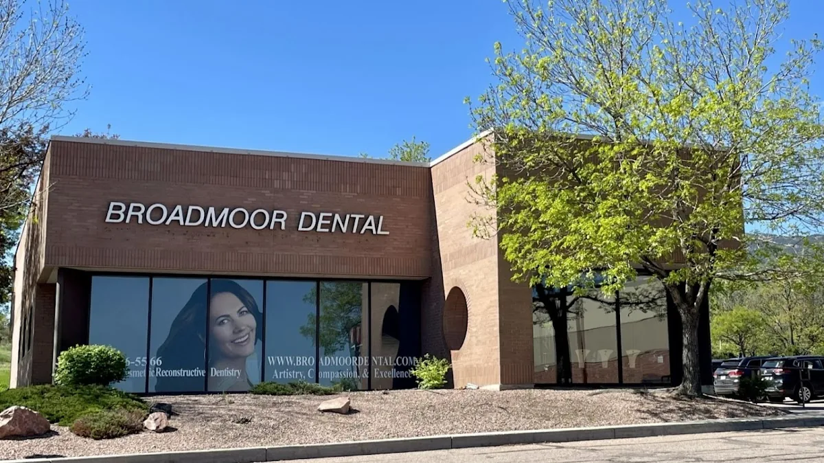 Broadmoor Dental photo 2