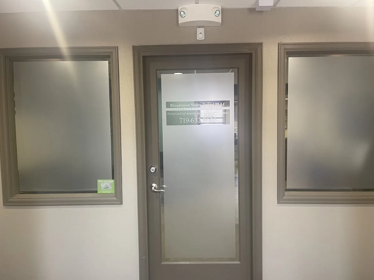 Broadmoor Valley Dental Care photo 4