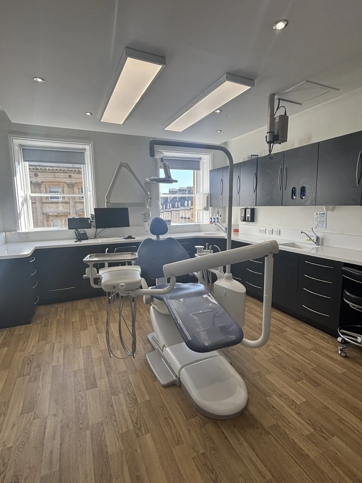 Edgar Buildings Dental and Implant Clinic photo 3