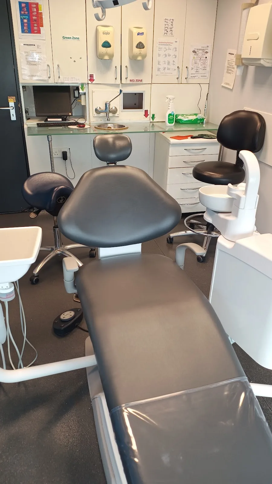 Castle Dental Care photo 3