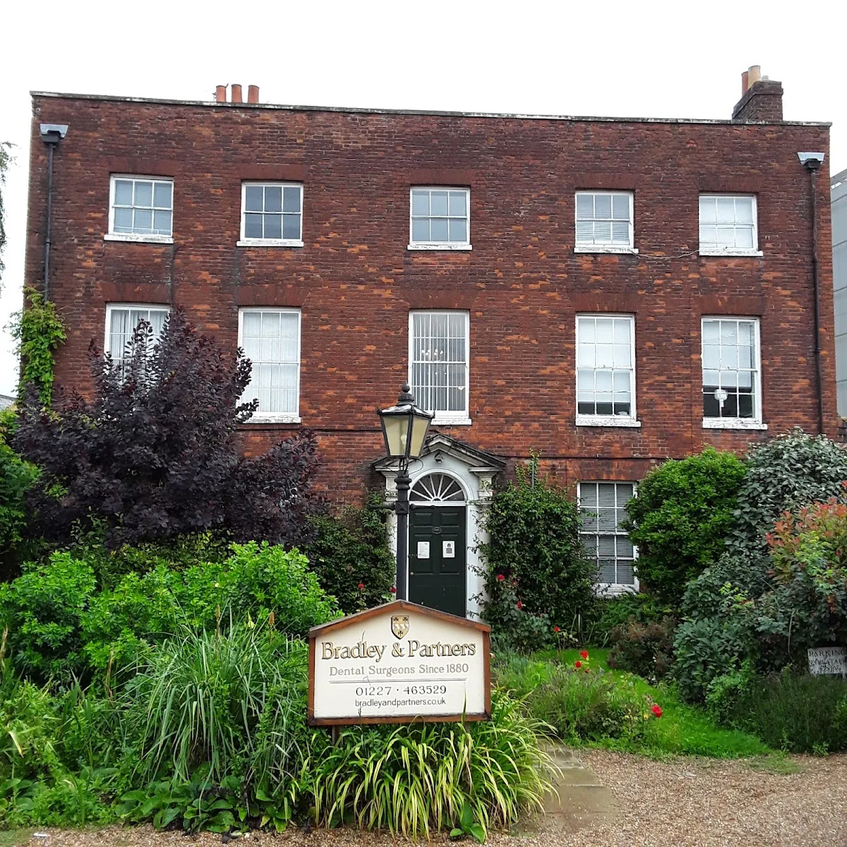 Bradley &amp; Partners Dental Practice photo 3