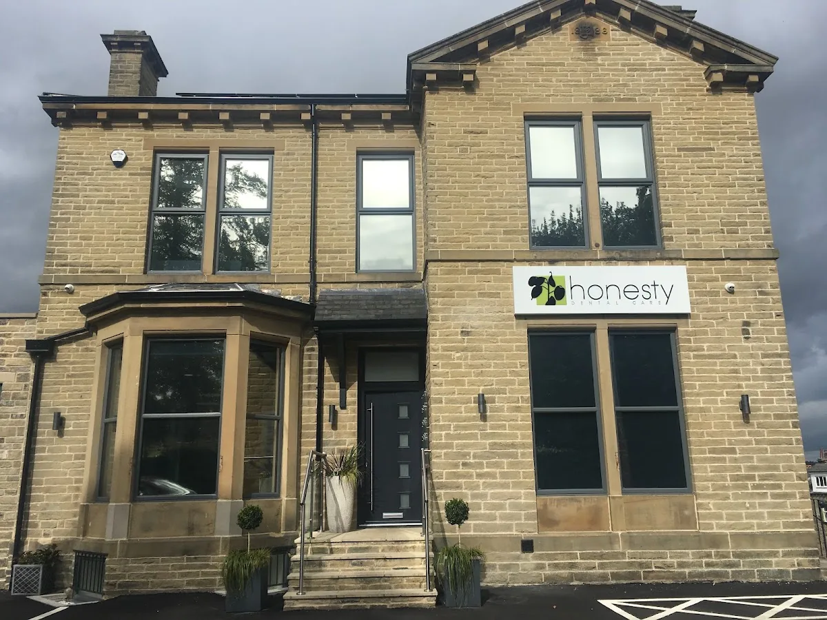 Honesty Dental Care Baildon LLP photo 2