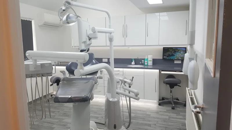 Dr L Tandon - The Dental Touch photo 2