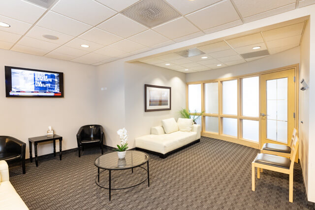 Dr. Lynne L Midgley, DDS photo 1