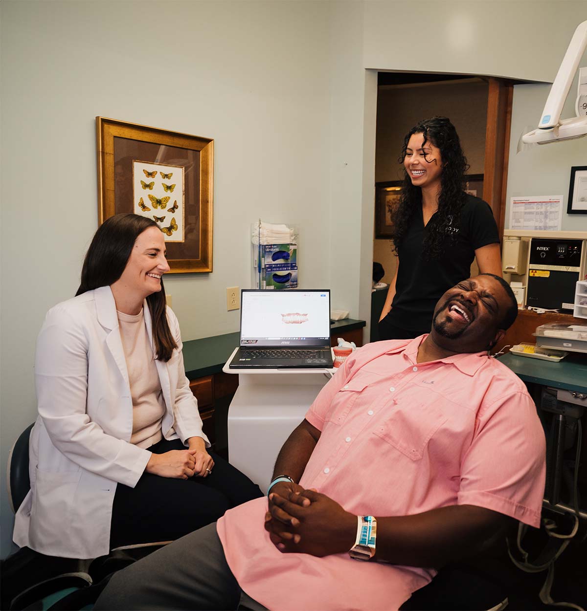 Roy Thompson, DDS photo 1