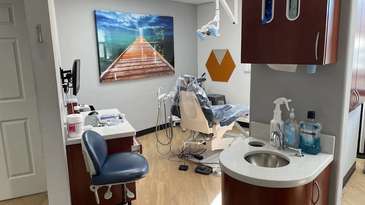 Select Dental photo 4