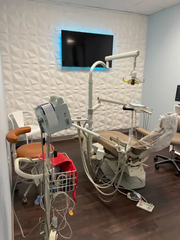 Sapphire Smiles Dental Specialists - Westchase