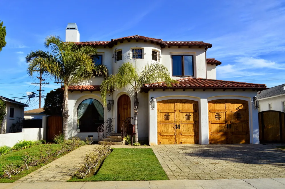 Top 10 Dental Implants in Huntington Beach California