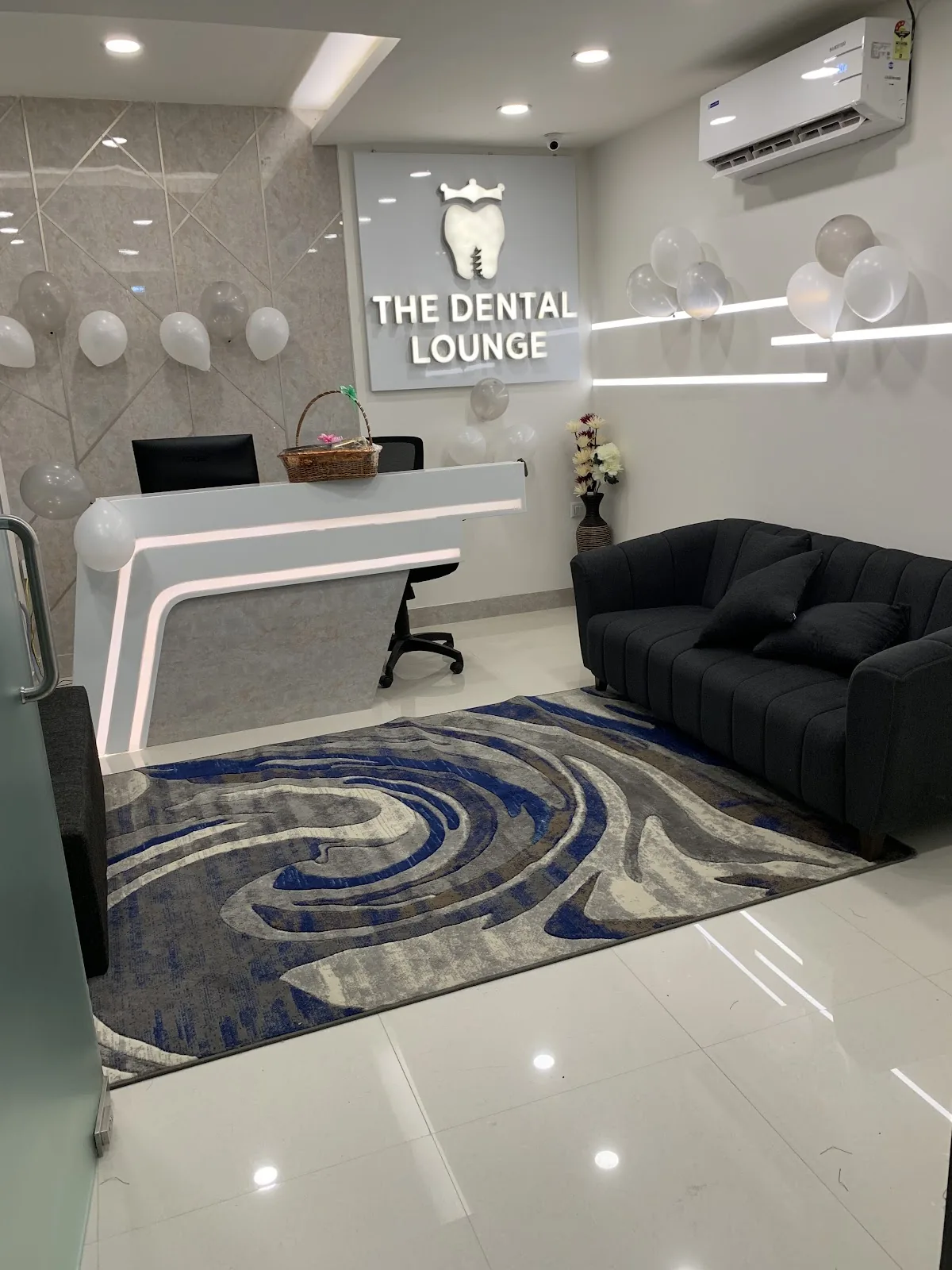 The Dental Lounge - Aesthetic & Implant Centre - Kalyan Nagar photo 4