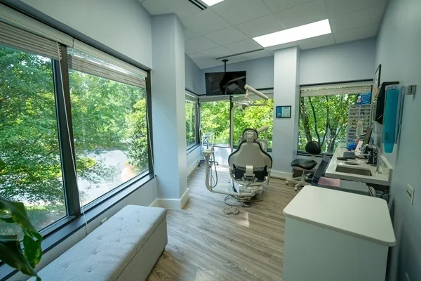 Vernon Woods Dental & Implant Center photo 2