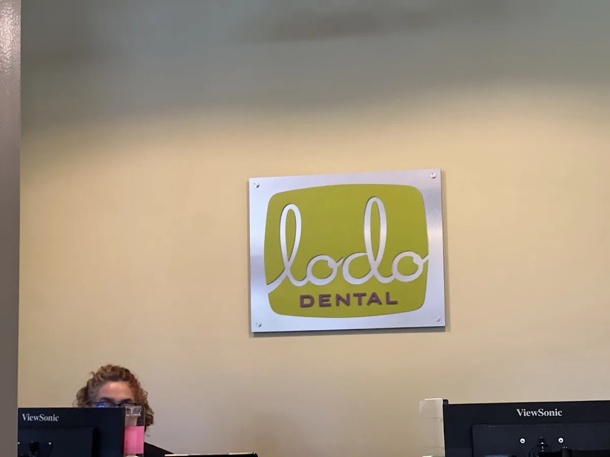 Lodo Dental photo 3