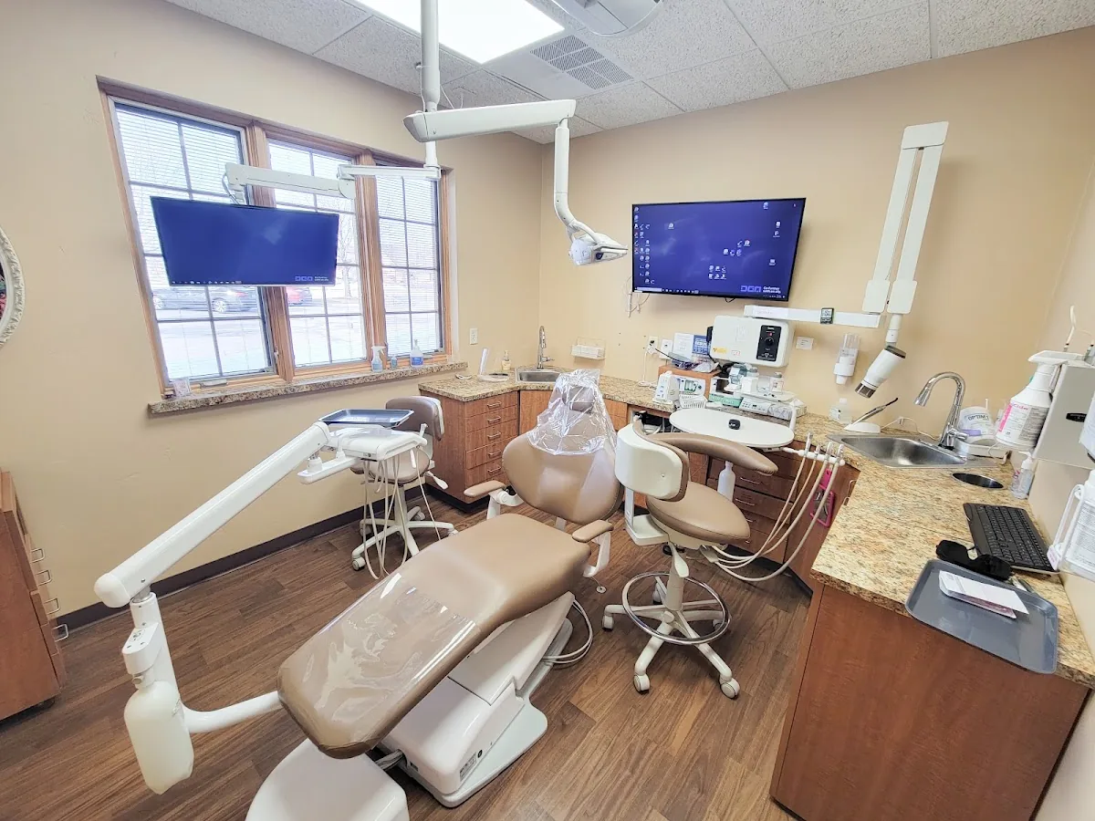 Willow Bay Dental - Nicholas Mattila photo 3
