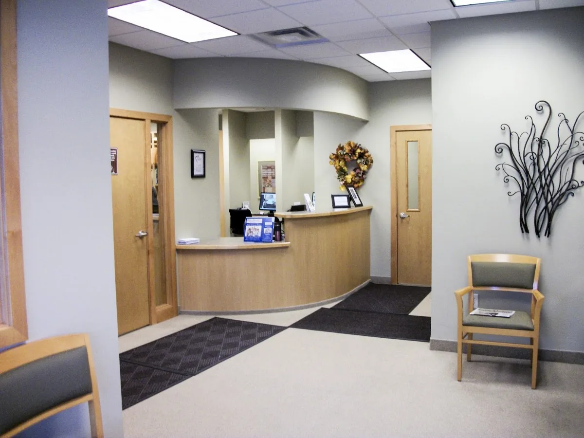 RLJ Dental - Green Bay photo 3