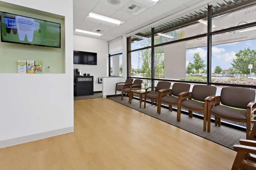 Smile Vancouver Dental Clinic photo 2