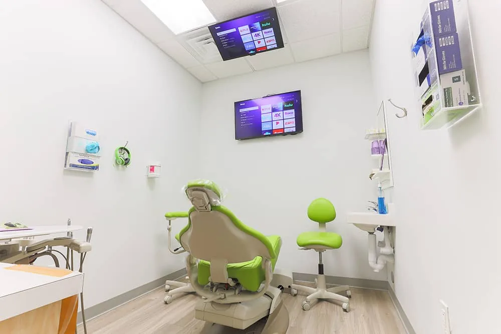 Enamel Dentistry Parmer Park photo 3
