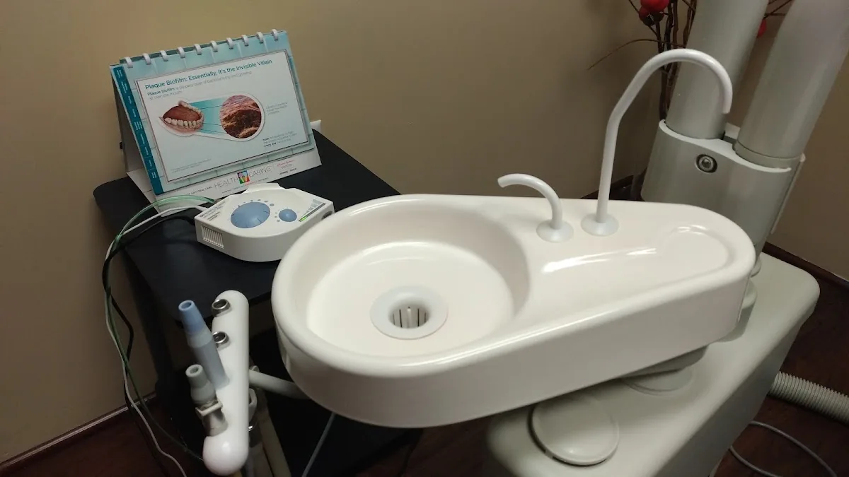 AV Dental photo 4