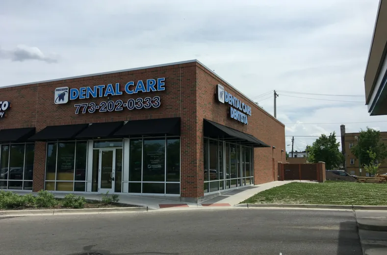 Precision Dental Care Chicago photo 2