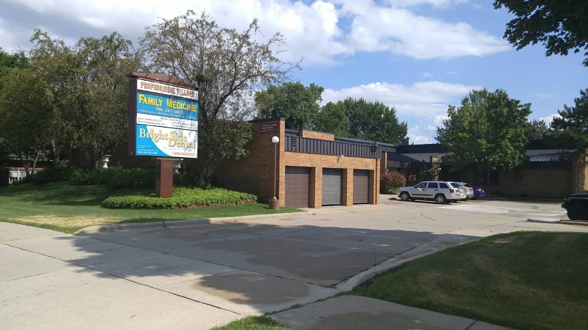 Bright Side Dental Sterling Heights photo 2