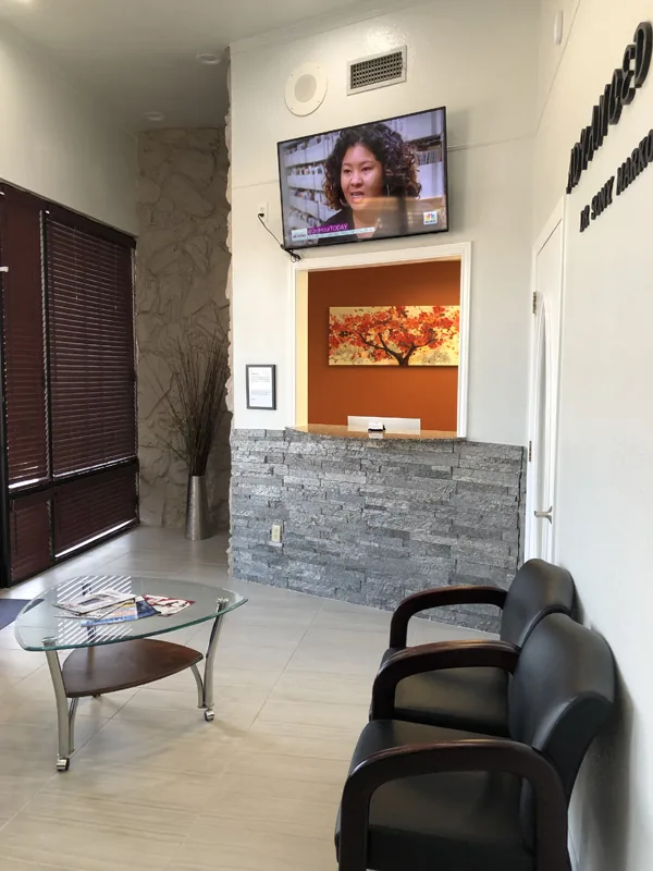 Advanced Emergency Dental Implants and Dentures in Carrollton photo 3