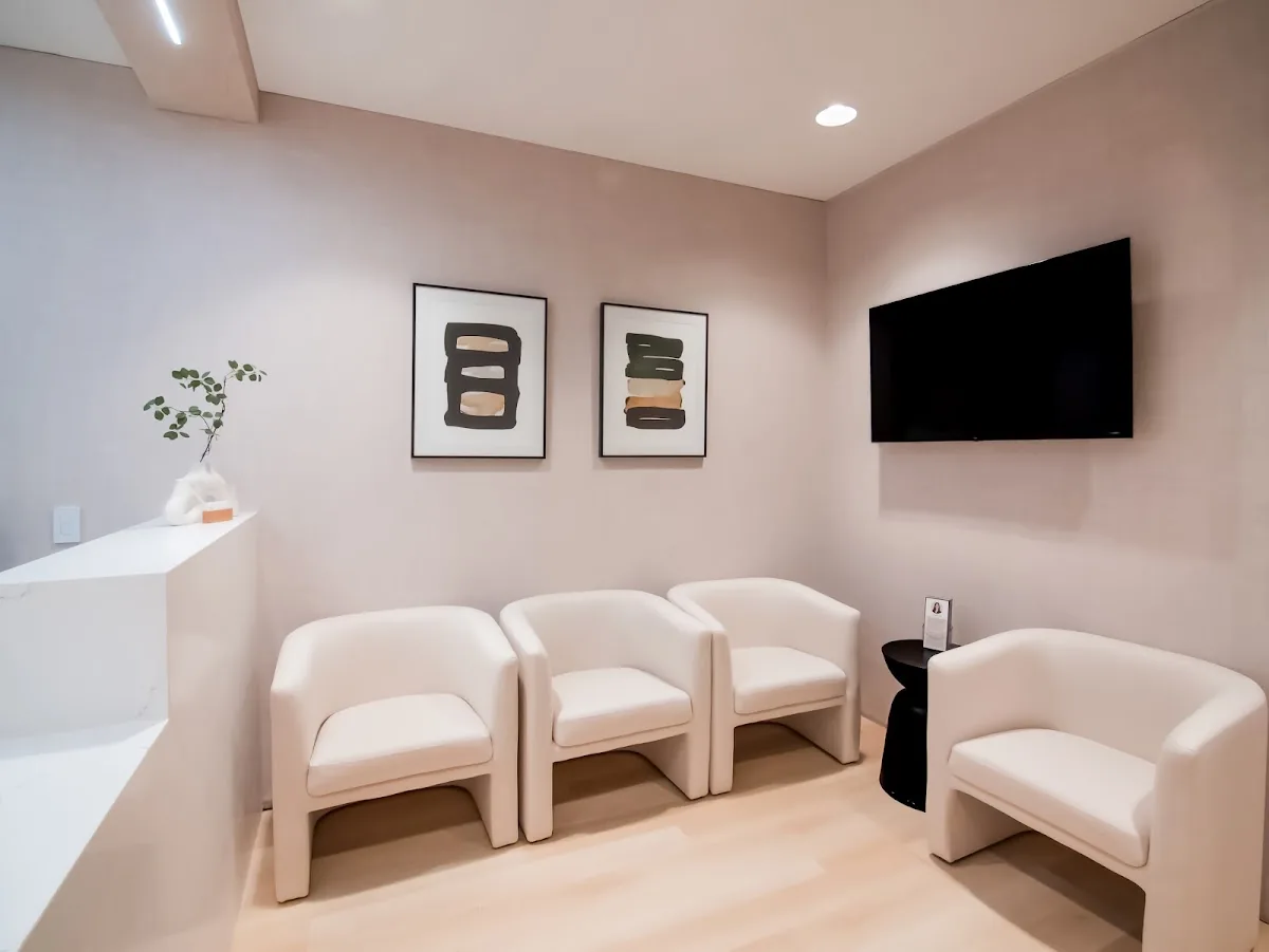 Premier LA Periodontics & Dental Implant Center photo 1