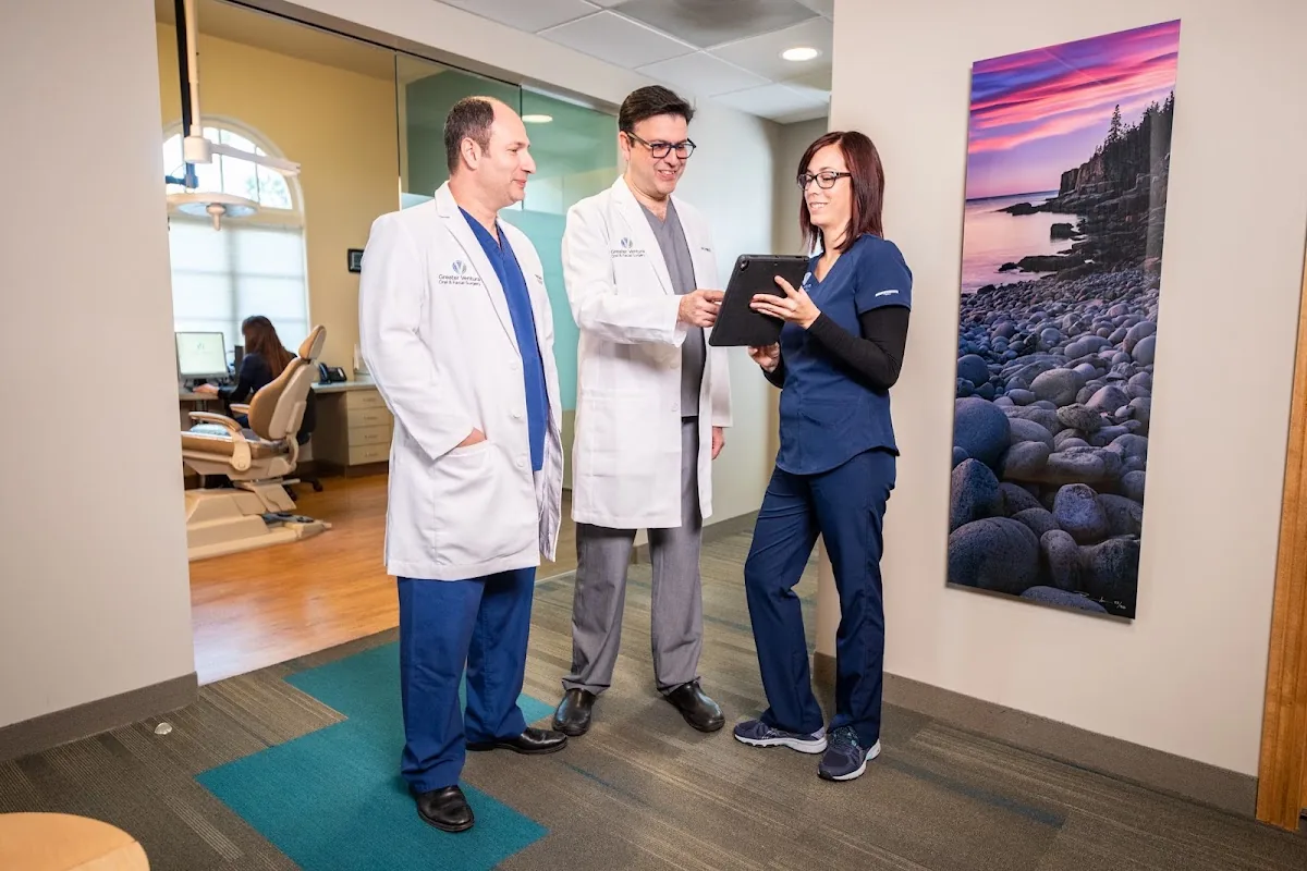 Hessam Siavash, DDS, MD, PHD