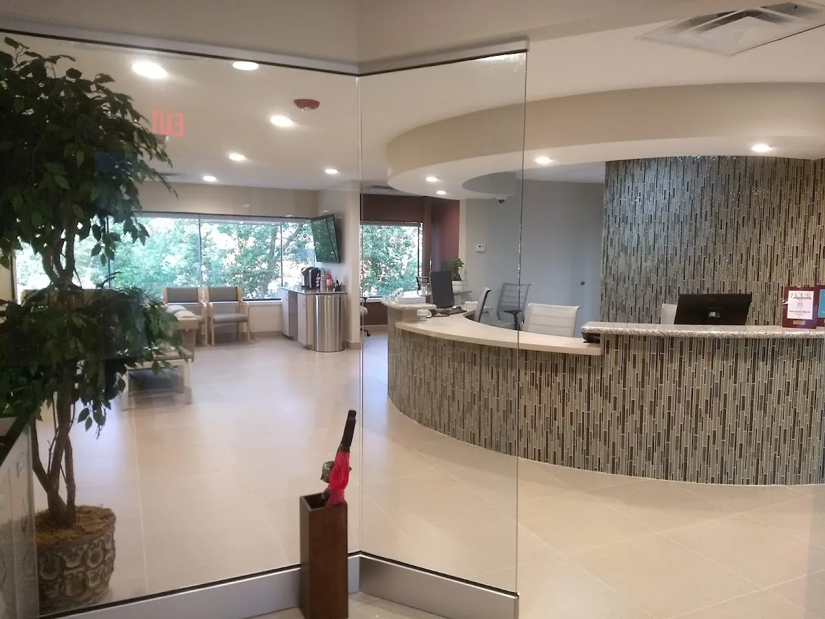 Amazing Smiles Dental Implant Center photo 2
