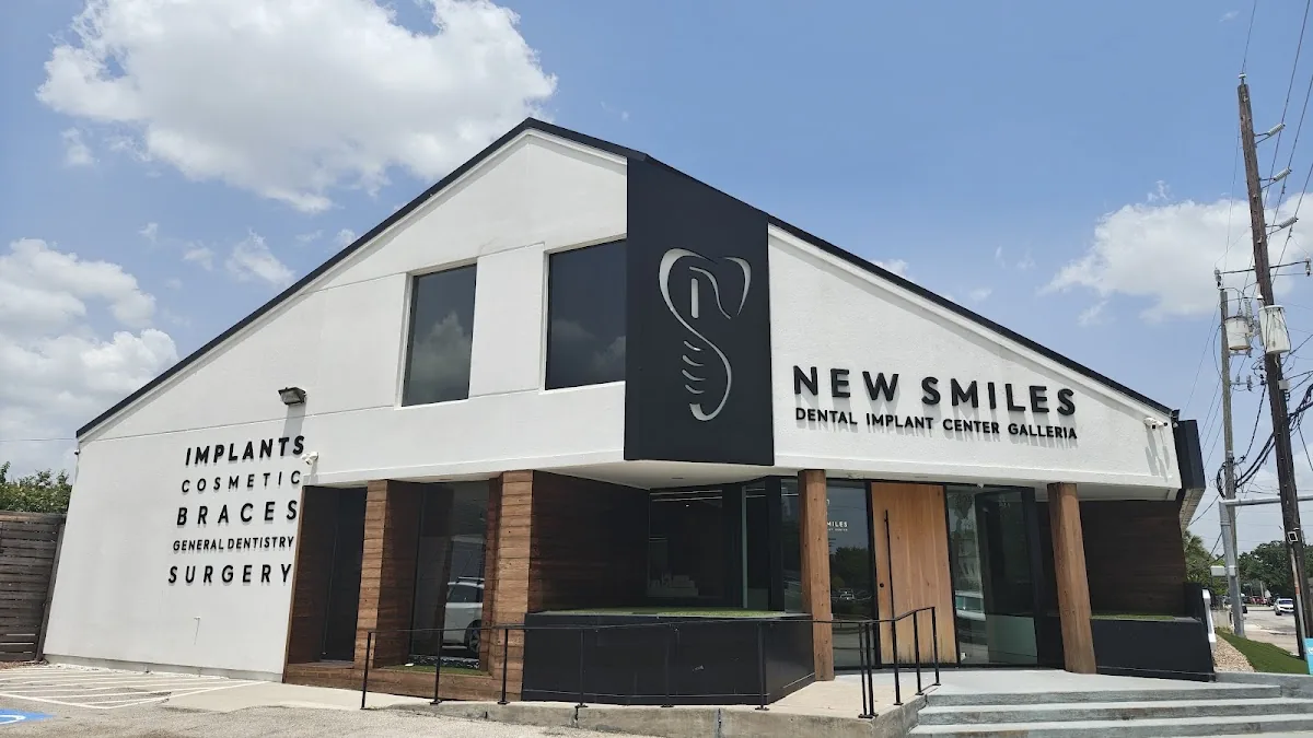 New Smiles Dental Implant Center Galleria photo 1