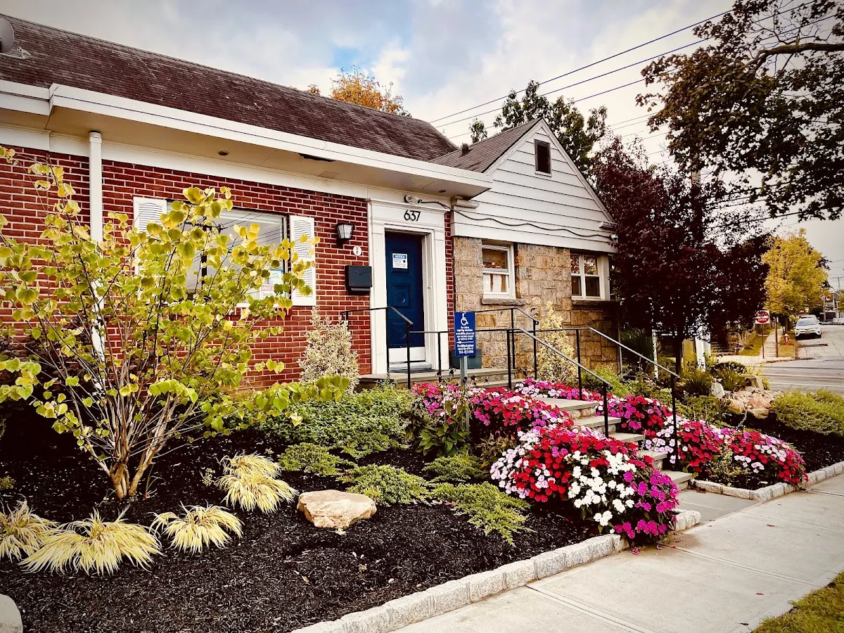 Yonkers Avenue Dental Affiliated with The Smilist Dental photo 2