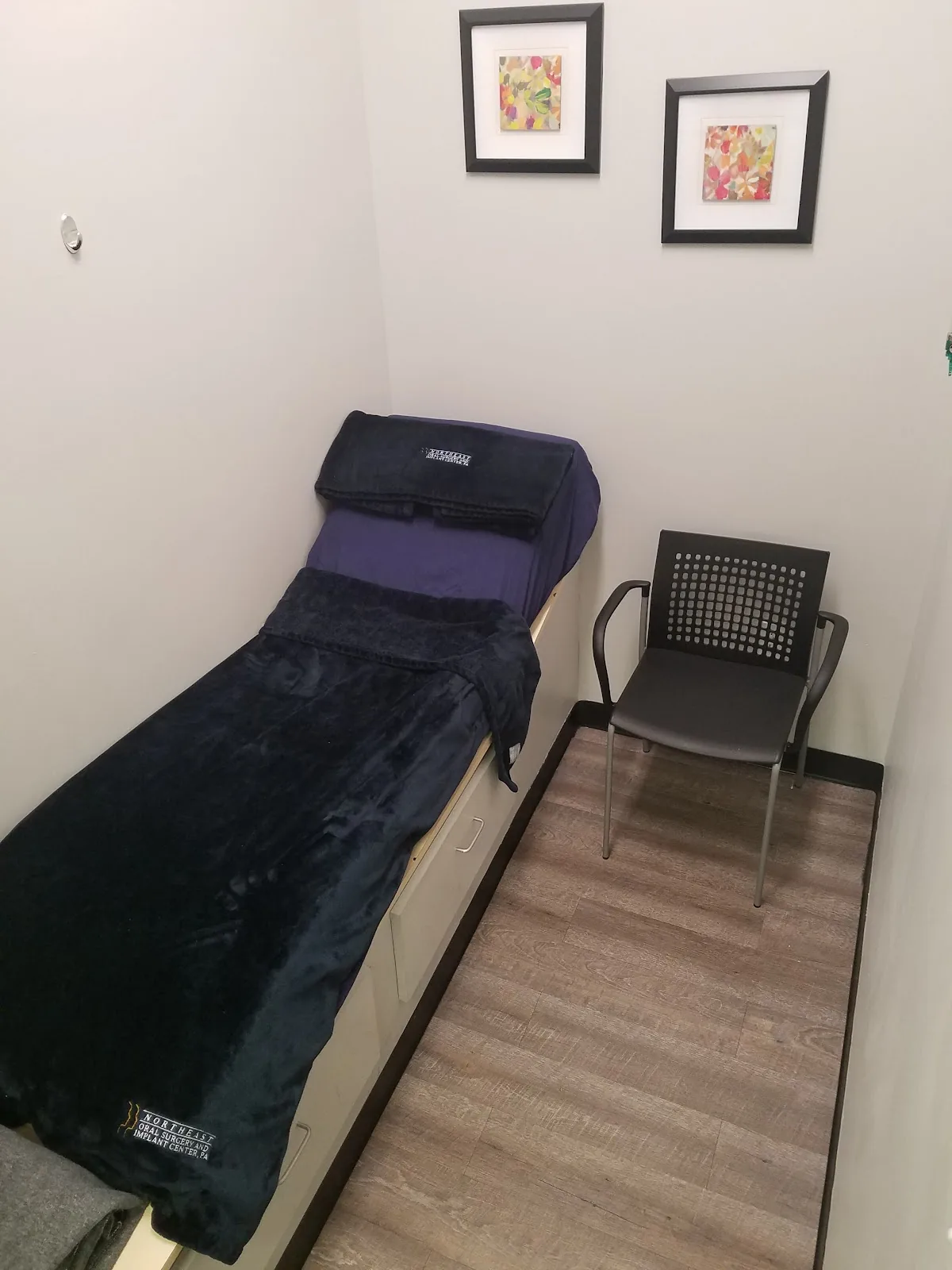 Northeast Oral Surgery & Implant Center photo 3