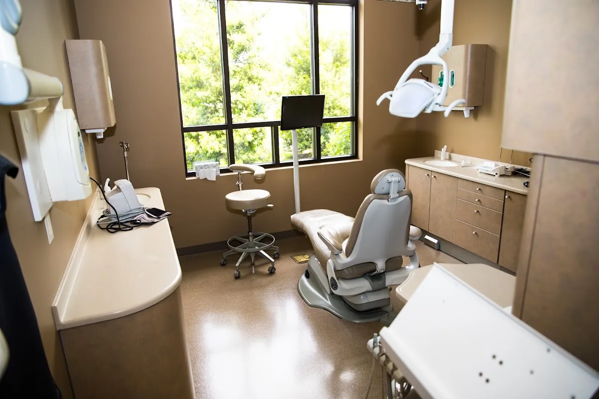 Leo A. Tokarczyk DDS