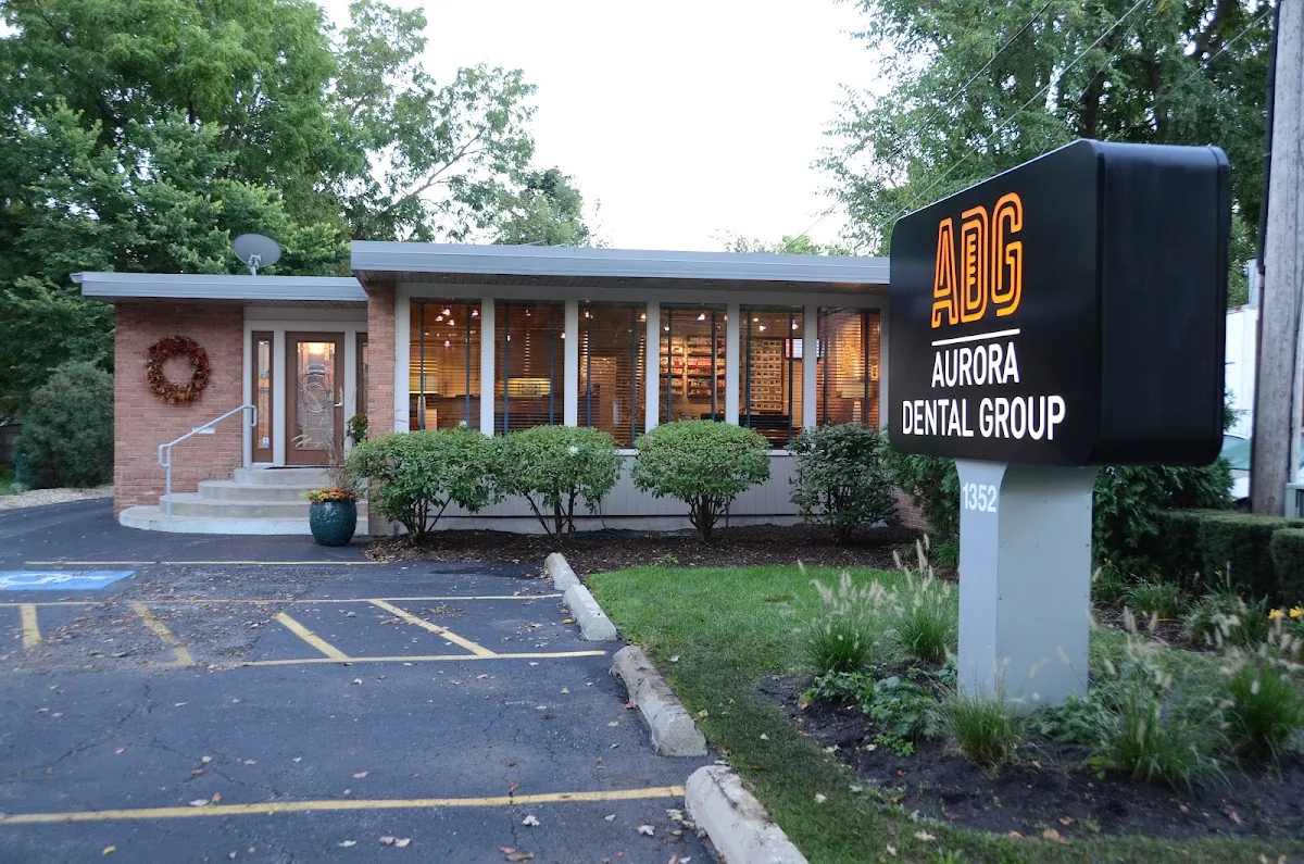 Aurora Dental Group