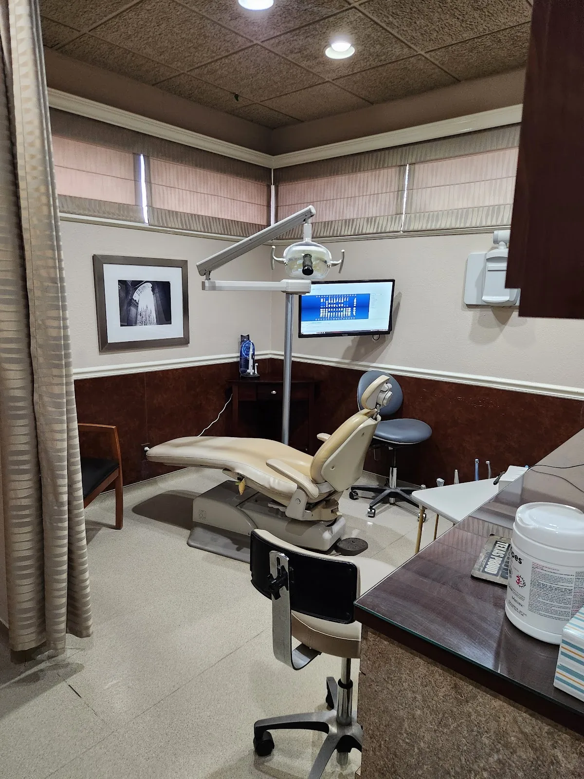 Viscount Dental Associates photo 3