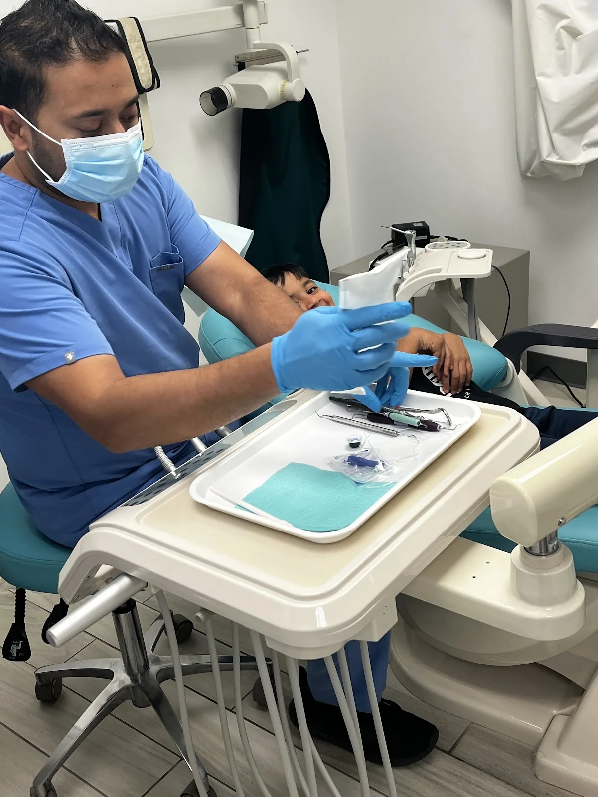 District Cosmetic Dental: Shaun Alex, DDS photo 2