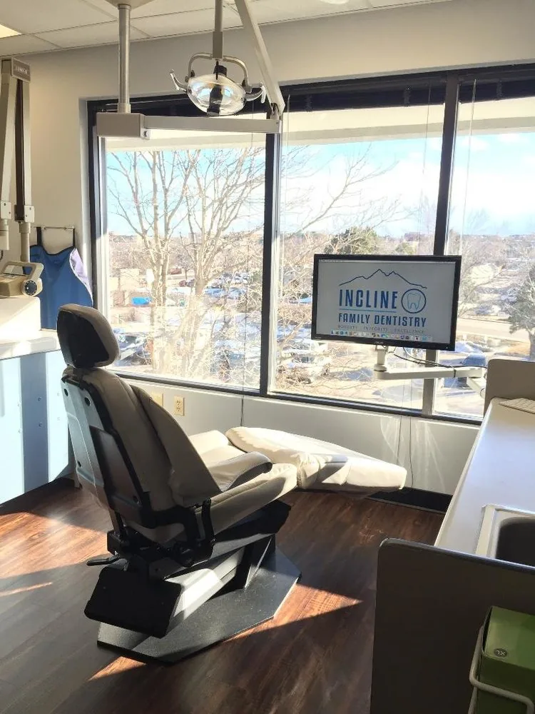 Dentist Lakewood CO - Incline Family Dentistry- Dr. Travis Barr photo 4