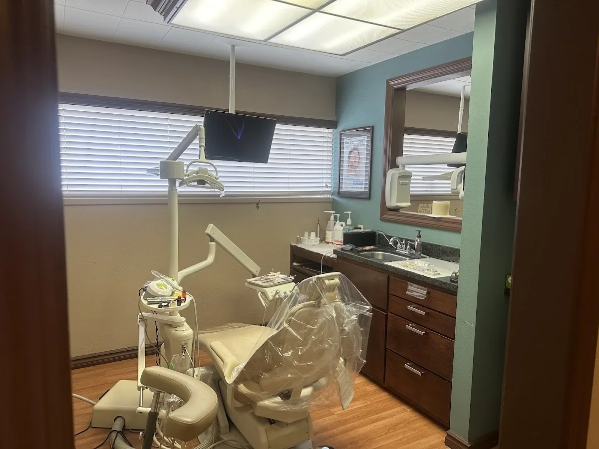 Elite Dental Care (Parizad Seraj DDS) photo 2