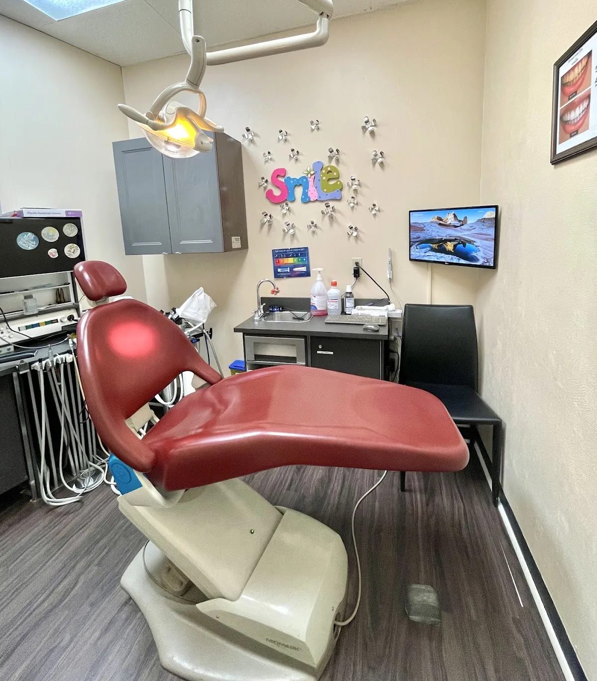 Danforth Village Dental Care photo 2